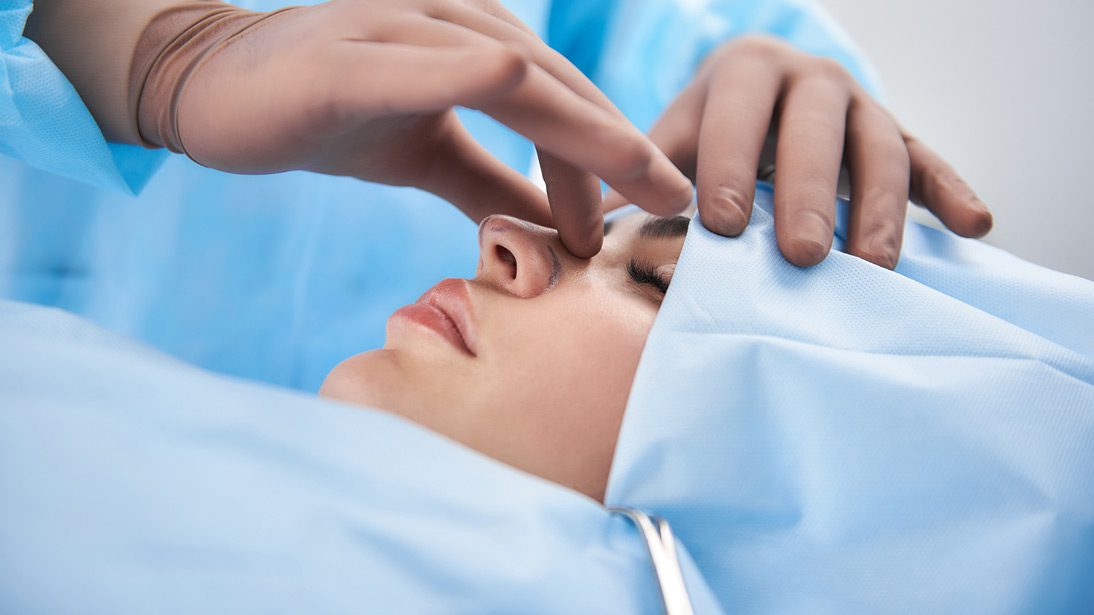 Lifting facial en CDMX — cirugía de rejuvenecimiento del rostro y cuello con Dra. Caravantes