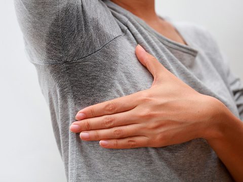la toxina botulinica se puede usar en sudoracion excesiva 1